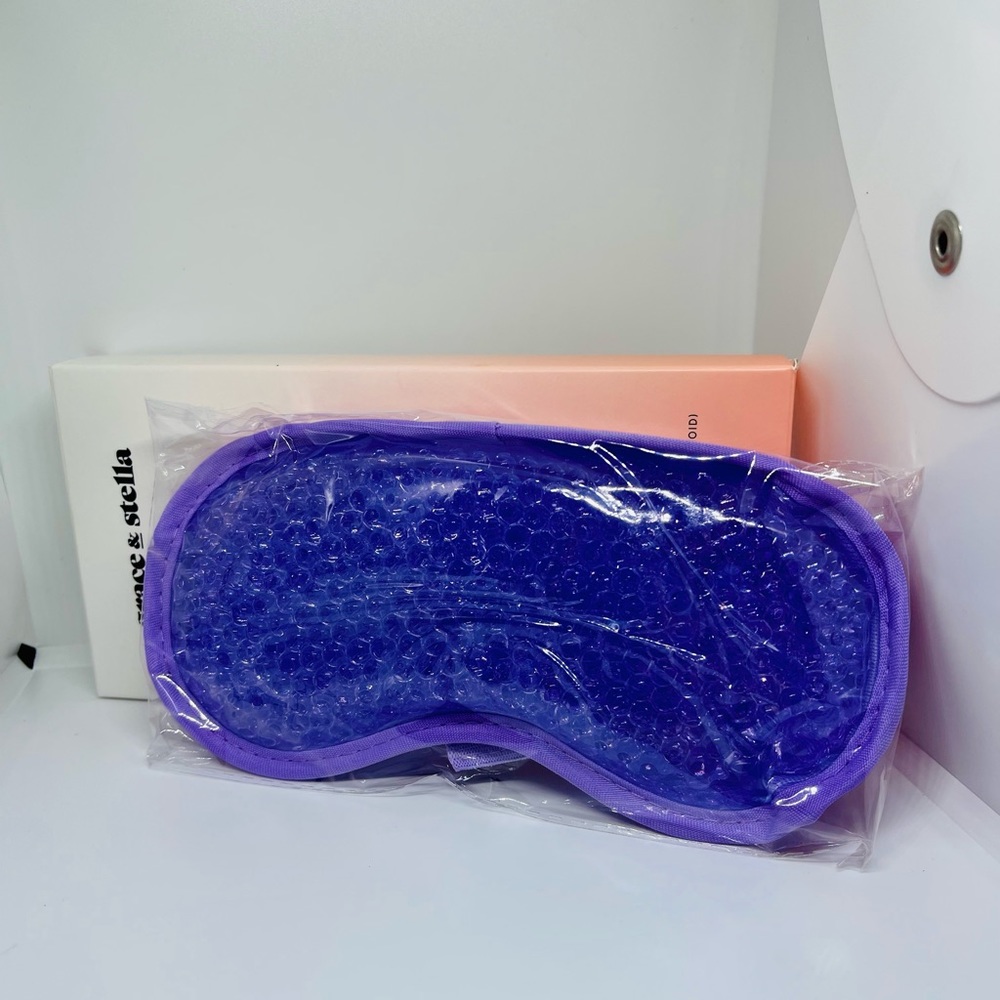Sleep Mask ๐ - Picture 8 of 9